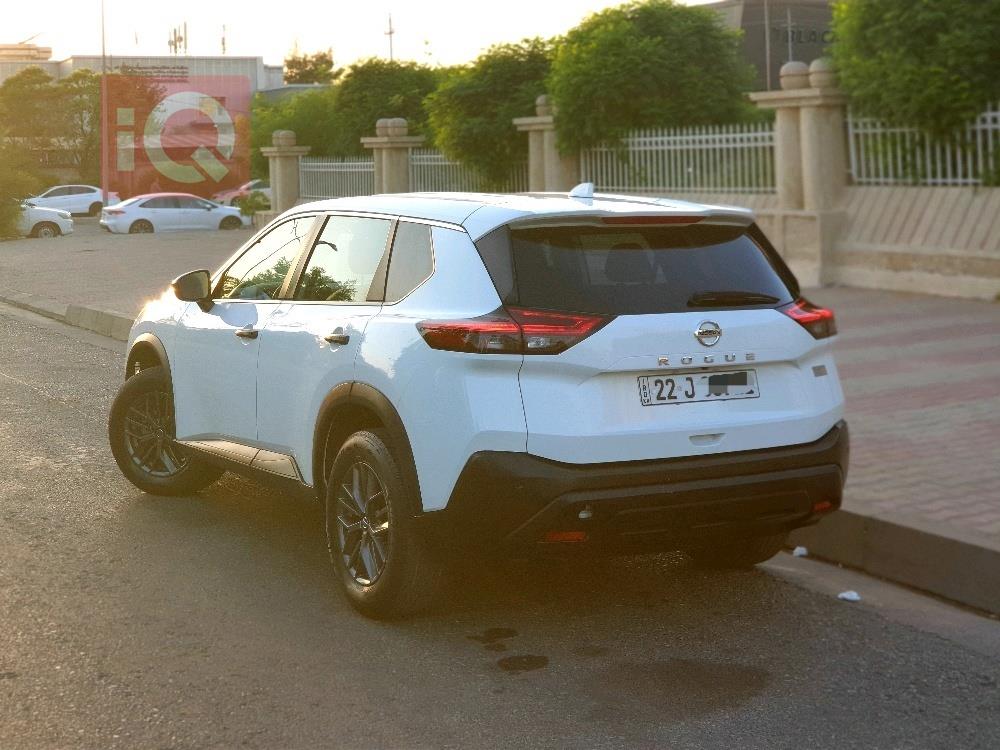https://cdn.iqcars.ioeee46e60-174a-45ae-bc22-06831e382bfc_8.jpg